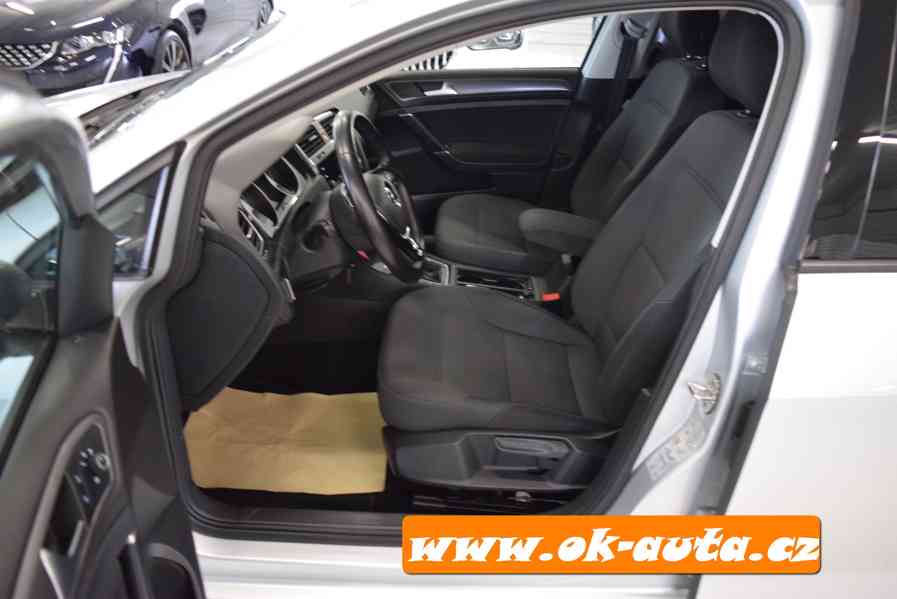Volkswagen Golf 1.6 TDI COMFORTLINE 99 000 KM 2019-DPH  - foto 10