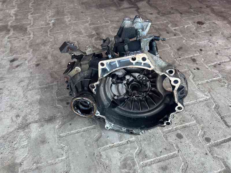 Prodám převodovku Škoda Octavia 1,6 75KW DUU - foto 1