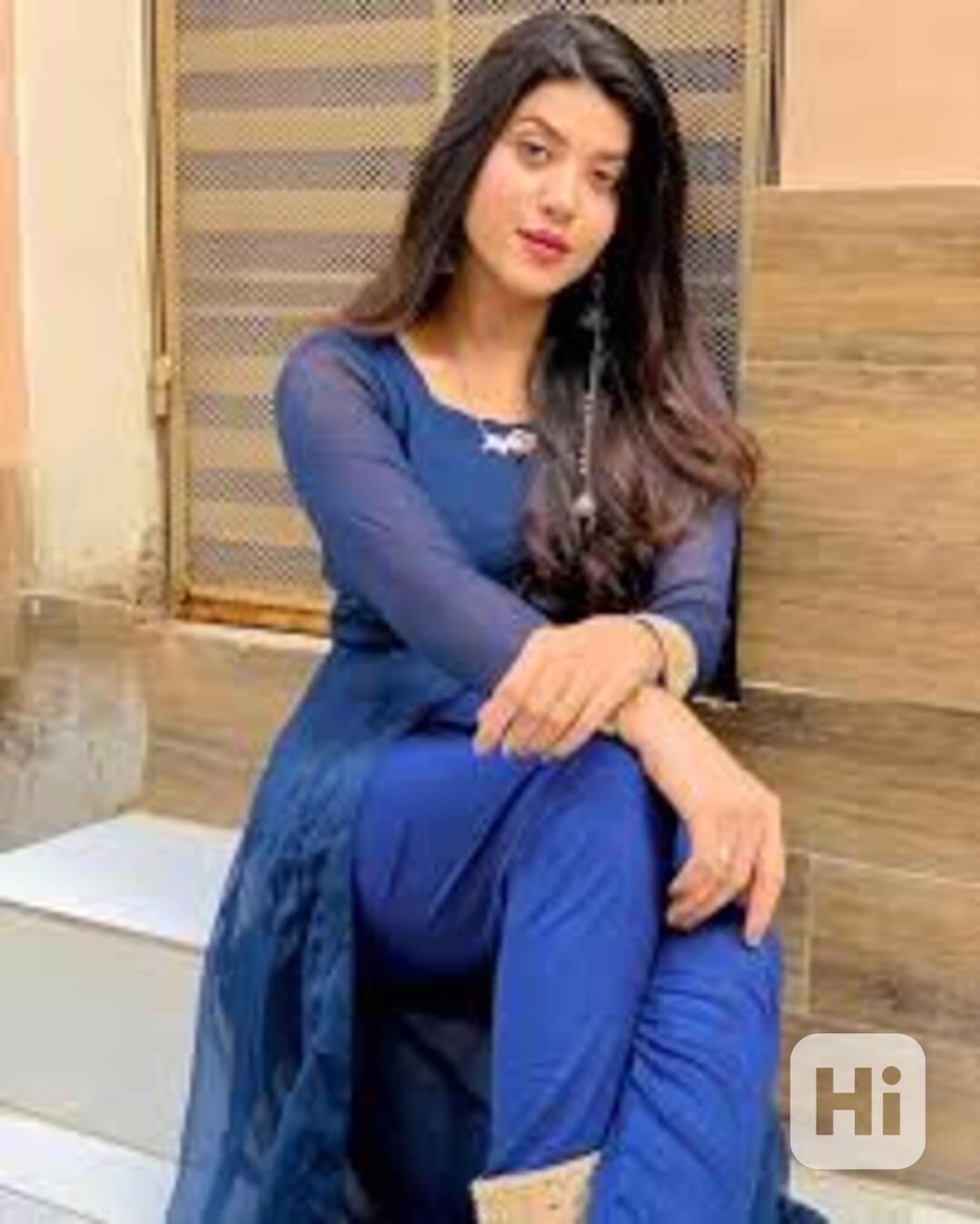 Call Girl  Service in Karachi 03280833300 Sexiest Girl - foto 1