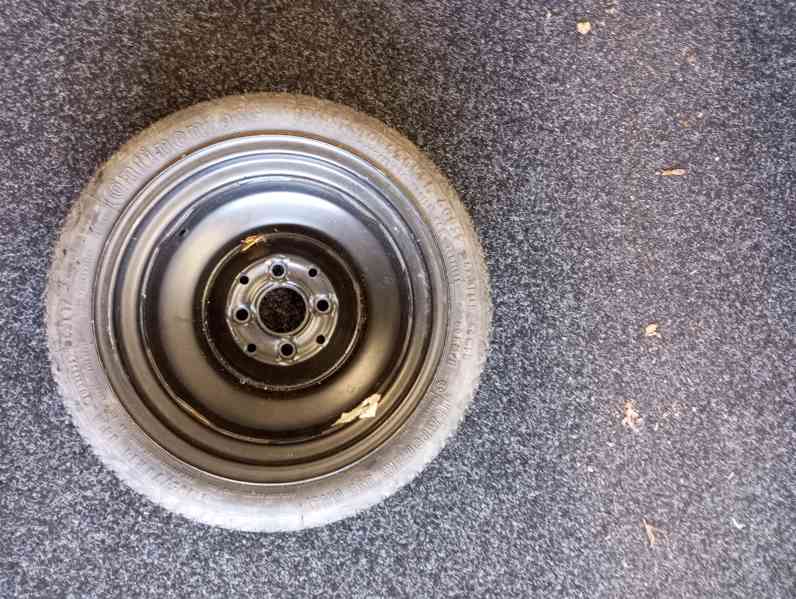 Prodám dojezdové pneu T 105/70 R14 - foto 4