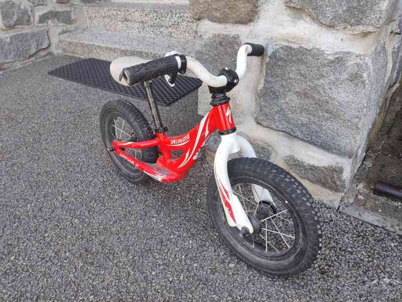 odrážedlo Specialized - foto 2