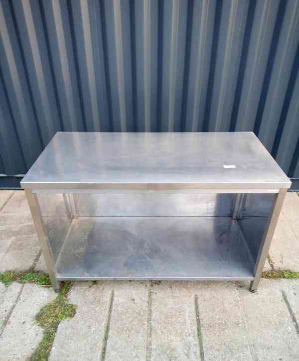 Nerezové stoly - foto 2