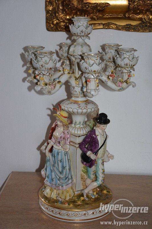 Zámecké porcelánové svícny s 4 figurami-UNIKÁT - foto 3