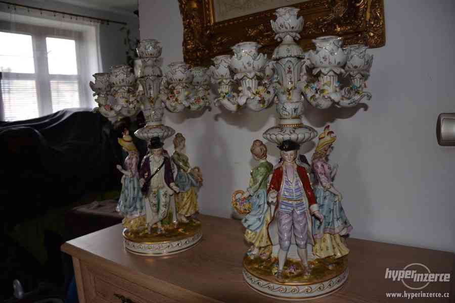Zámecké porcelánové svícny s 4 figurami-UNIKÁT - foto 5