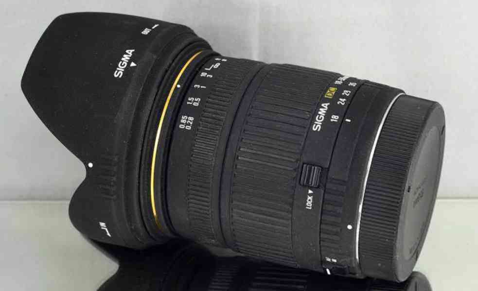 pro Canon - Sigma DC 18-50mm 1:2.8 EX - foto 5