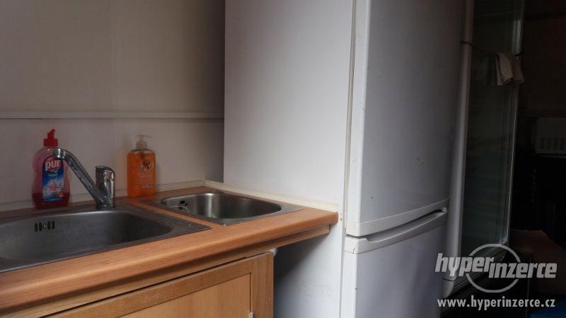 Pojízdný stánek na prodej zmrzliny,rychlé občerstvení+ výčep - foto 5