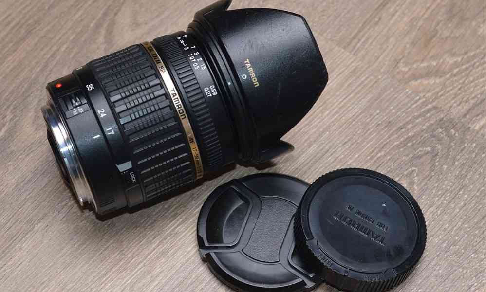 pro Canon -TAMRON SP 17-50mm 1:2.8 DiII ASPHERICAL