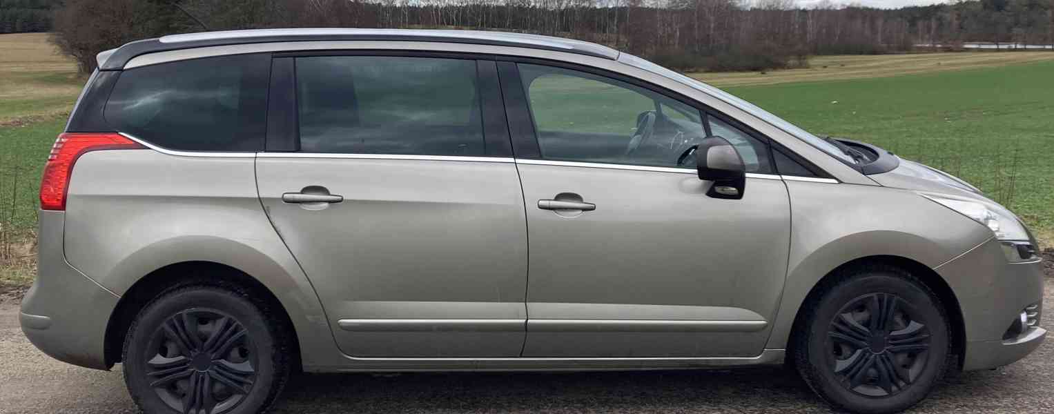 Peugeot 5008 - foto 1