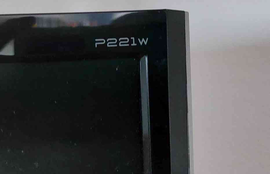 Acer P221W - LCD monitor - foto 2