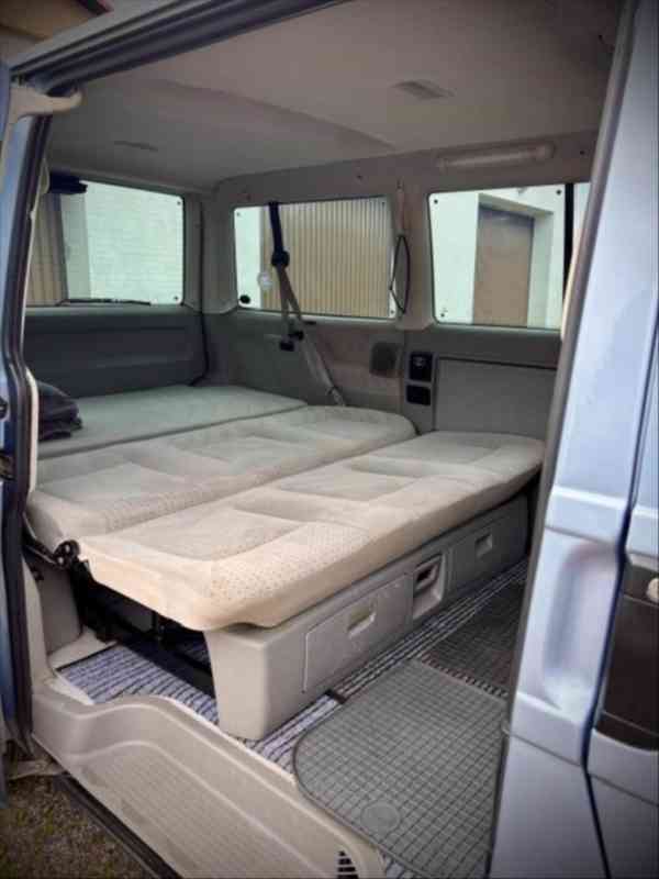 Volkswagen Transporter 2,5 - foto 9