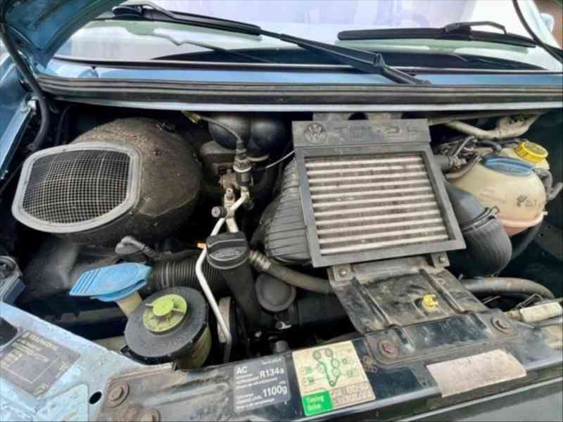 Volkswagen Transporter 2,5 - foto 3