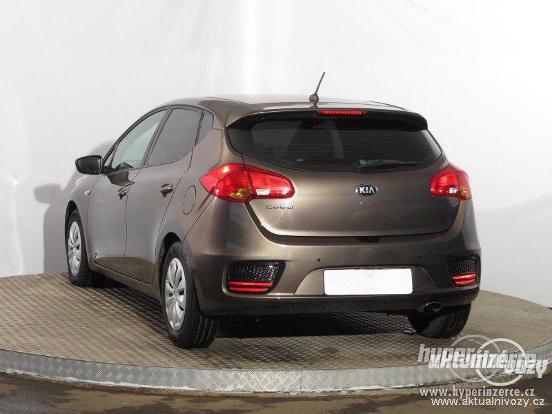Kia Ceed 1.6 GDI 99kW 1.6, benzín, vyrobeno 2016 - foto 16