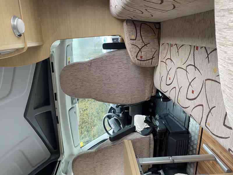 Roller team Granduca,130ps,09,garaz,klima,tempo,solar,pekny - foto 12