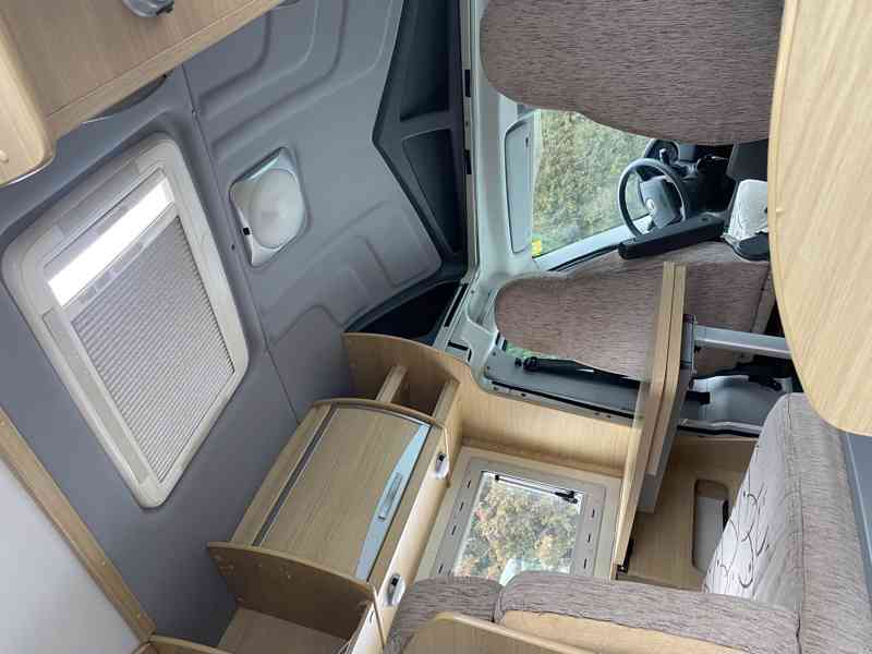 Roller team Granduca,130ps,09,garaz,klima,tempo,solar,pekny - foto 17