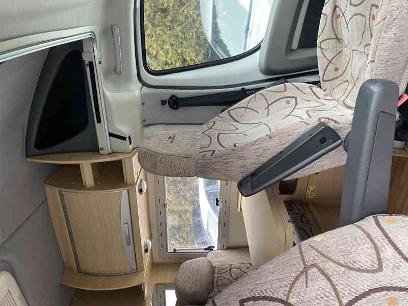 Roller team Granduca,130ps,09,garaz,klima,tempo,solar,pekny - foto 9