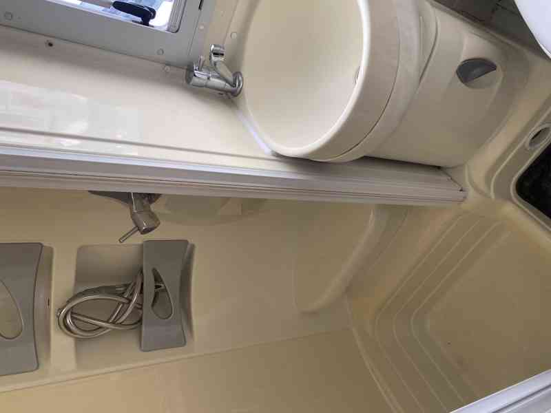 Roller team Granduca,130ps,09,garaz,klima,tempo,solar,pekny - foto 18