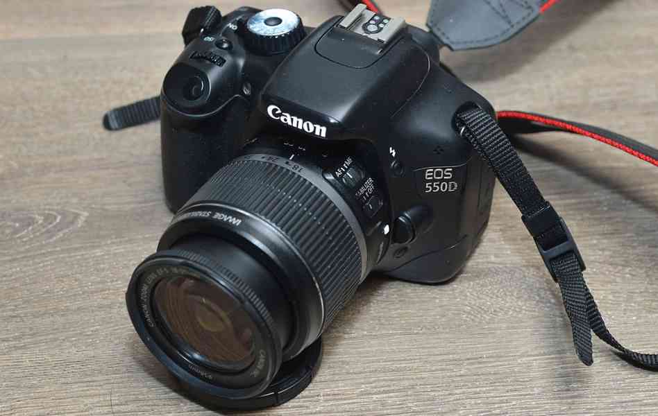 Canon EOS 550D + 18-55mm f/3.5-5.6 IS *10800 Exp. - foto 4