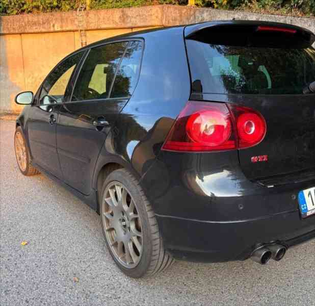 Volkswagen Golf GTI Edition 30 - foto 20
