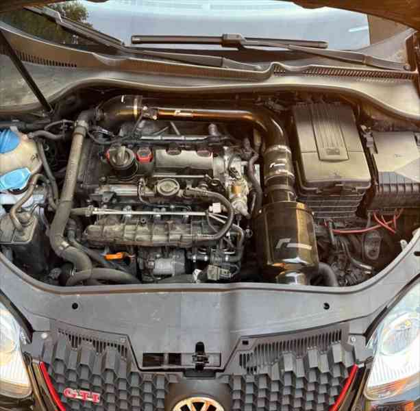 Volkswagen Golf GTI Edition 30 - foto 21