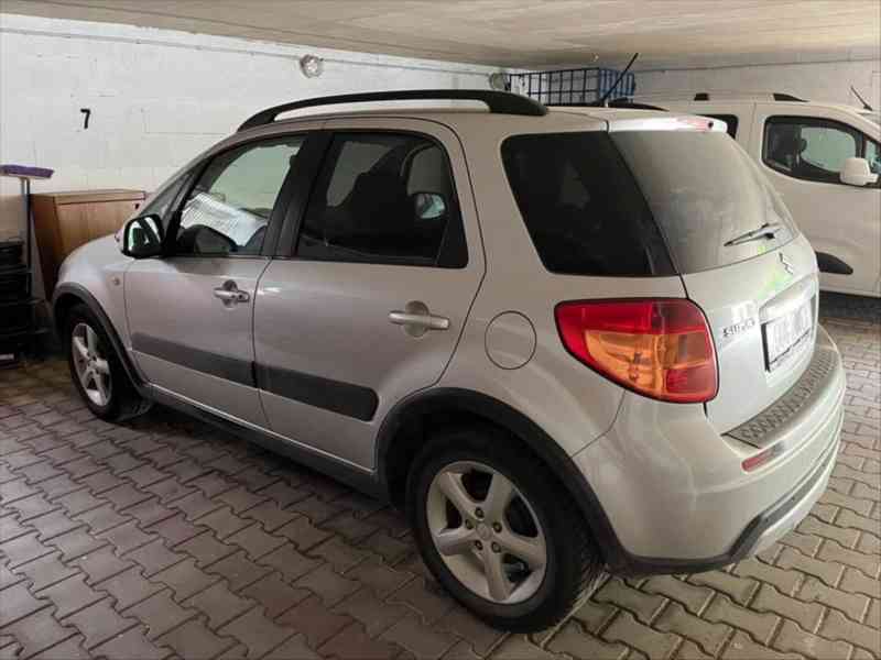 Suzuki SX4 1,6 - foto 2