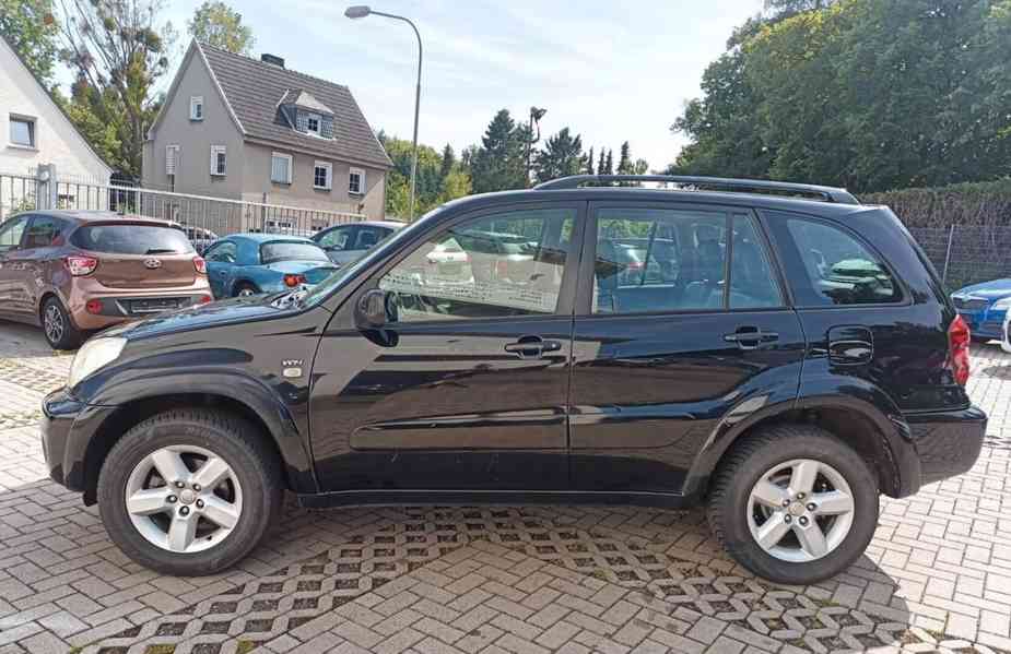 Toyota RAV 4 2.0i Executive 4X4 benzín 110kw - foto 4