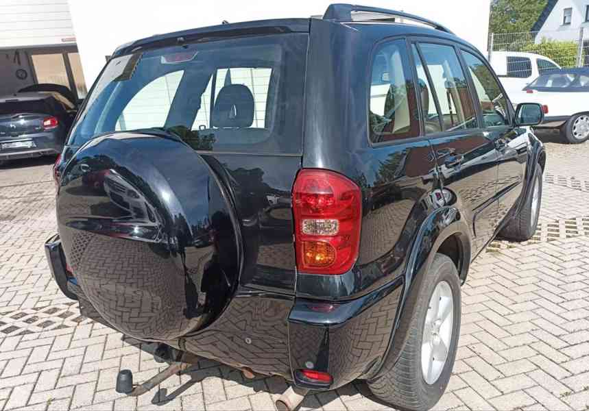 Toyota RAV 4 2.0i Executive 4X4 benzín 110kw - foto 7