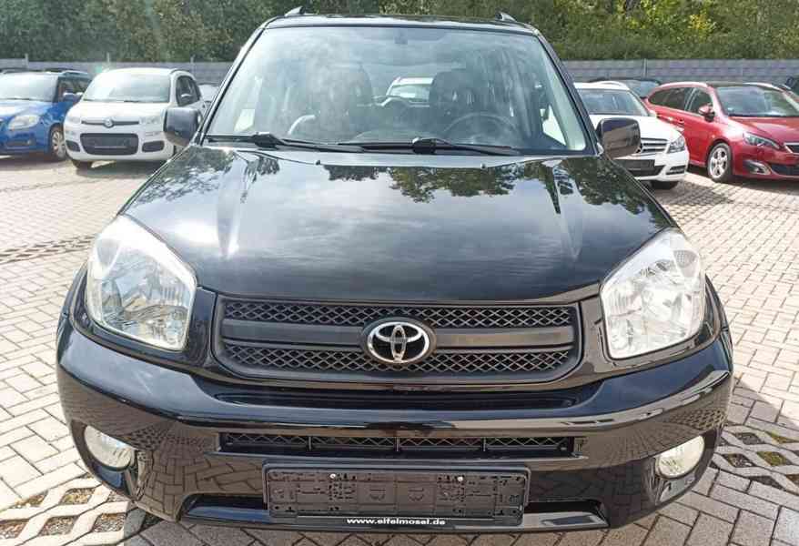 Toyota RAV 4 2.0i Executive 4X4 benzín 110kw - foto 3