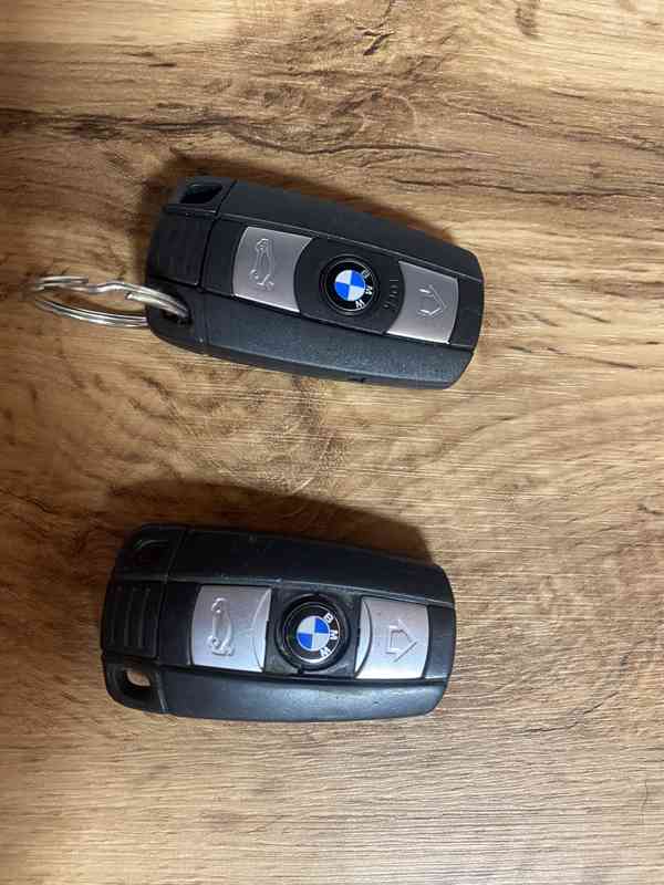 BMW E92 320i 2007 125kw - foto 33