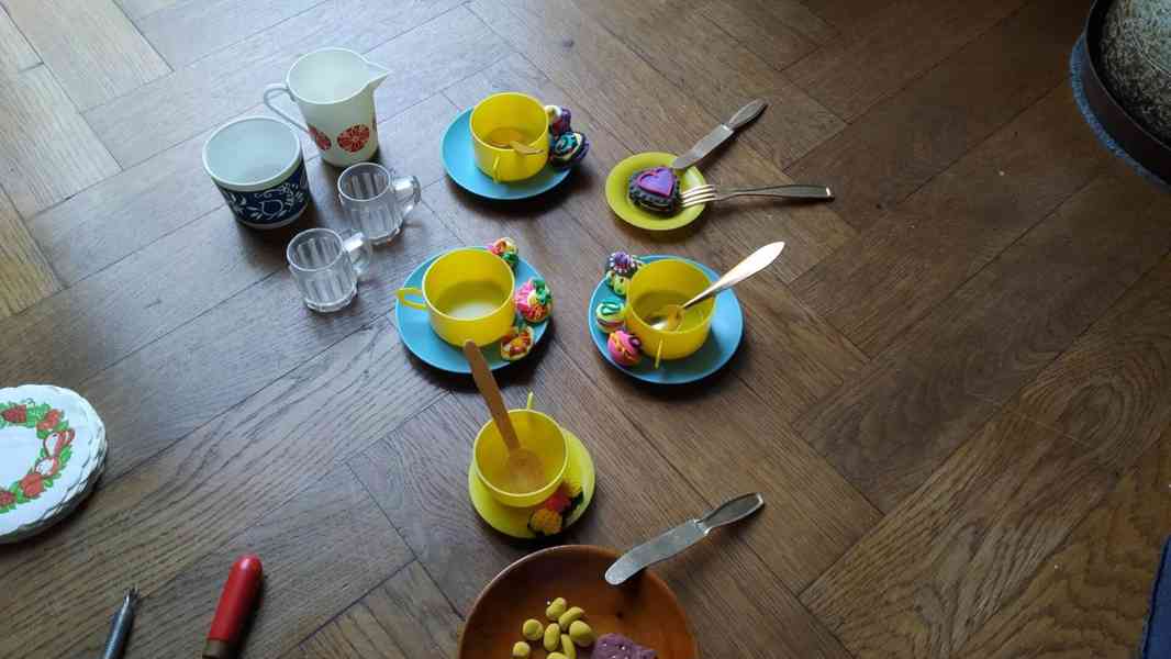 Retro nádobíčko s vymodelovaným jídlem - foto 7