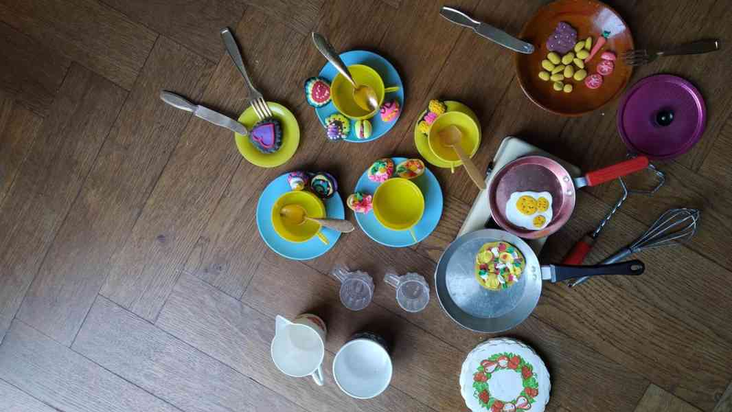 Retro nádobíčko s vymodelovaným jídlem - foto 6