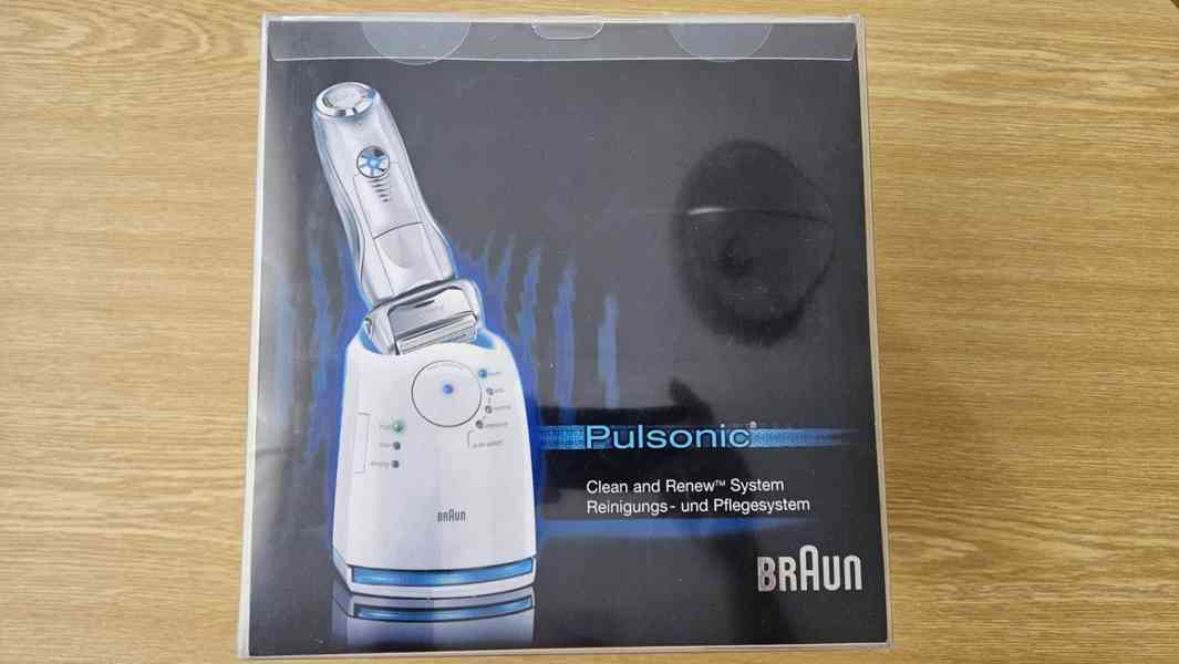 Holící strojek Braun Series 7 Pulsonic 9585 čistící stanice - foto 6