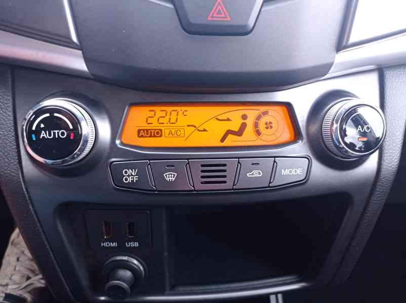 SsangYong Korando 2.0i e-XGi LPG/1MAJ/VYHŘEV - foto 28