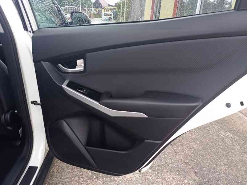 SsangYong Korando 2.0i e-XGi LPG/1MAJ/VYHŘEV - foto 20