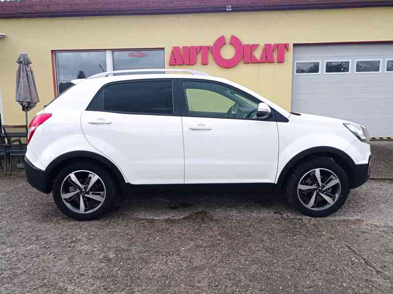 SsangYong Korando 2.0i e-XGi LPG/1MAJ/VYHŘEV - foto 2