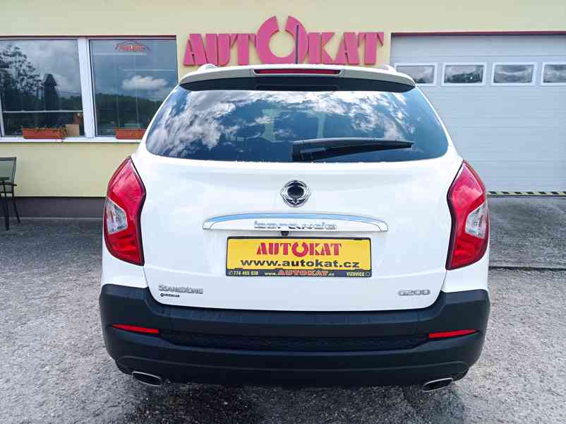 SsangYong Korando 2.0i e-XGi LPG/1MAJ/VYHŘEV - foto 4
