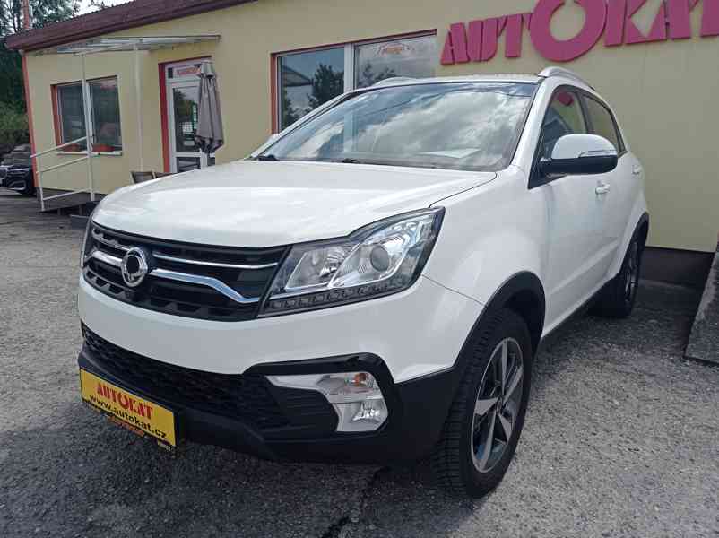 SsangYong Korando 2.0i e-XGi LPG/1MAJ/VYHŘEV - foto 7