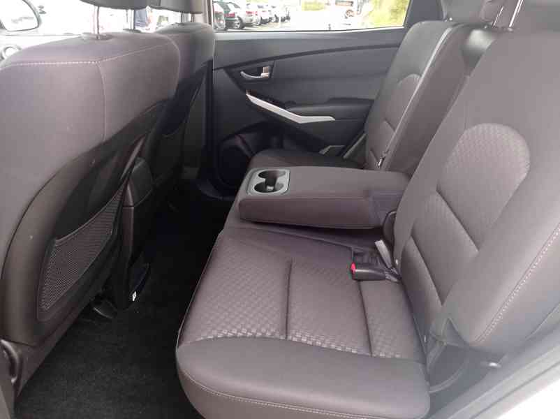 SsangYong Korando 2.0i e-XGi LPG/1MAJ/VYHŘEV - foto 15