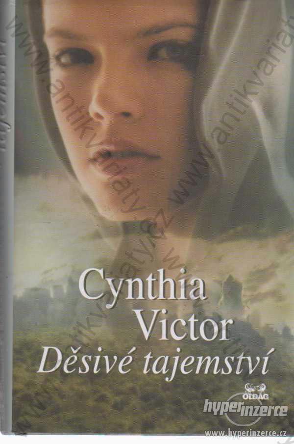 Děsivé tajemství Cynthia Victor 2004 - foto 1