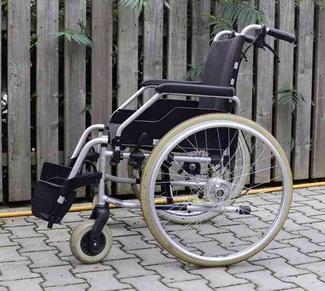 010- Mechanický invalidní vozík Meyra.  - foto 3