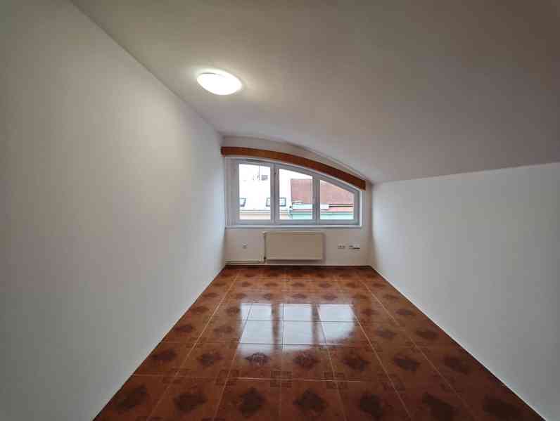 Pronájem bytu 2+1 63 m², Pardubice - Zelené Předměstí - foto 6