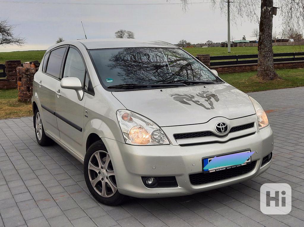 Toyota Corolla Verso 1.8 VVT-i Executive benzín 95kw - foto 1