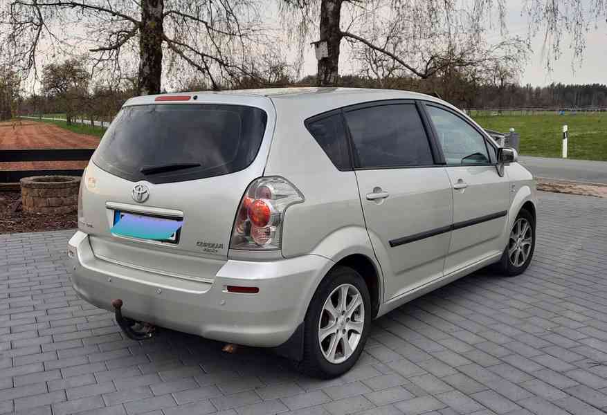 Toyota Corolla Verso 1.8 VVT-i Executive benzín 95kw - foto 5