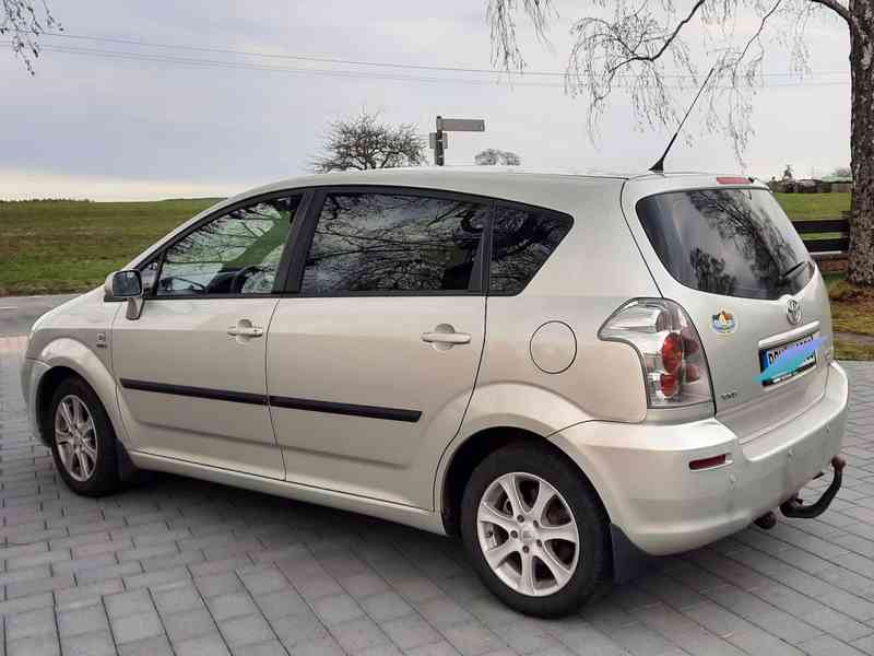 Toyota Corolla Verso 1.8 VVT-i Executive benzín 95kw - foto 4