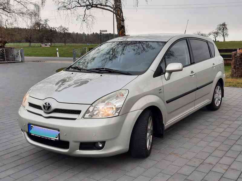 Toyota Corolla Verso 1.8 VVT-i Executive benzín 95kw - foto 10