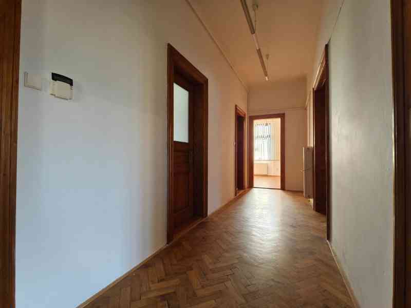 Pronájem 4+1, 125m2 (park.,zahr.)(Staré Město, nám. Štef.)  - foto 15