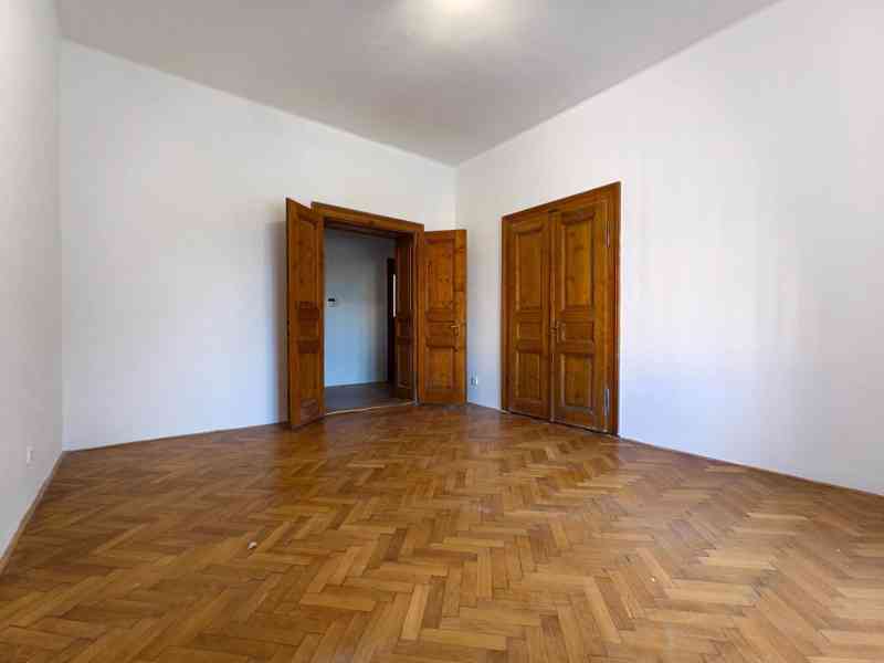 Pronájem 4+1, 125m2 (park.,zahr.)(Staré Město, nám. Štef.)  - foto 10