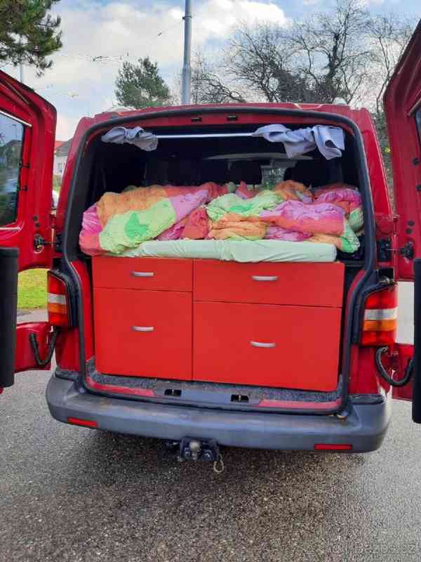 Volkswagen Transporter 1,9   T5 s přestavbou na kempování - foto 5