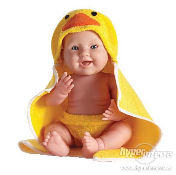 Realistické miminko chlapeček ve žlutém ručníku  Berenguer - foto 1
