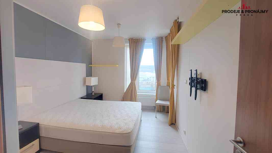 Pronájem bytu 2+kk 55 m² - foto 2