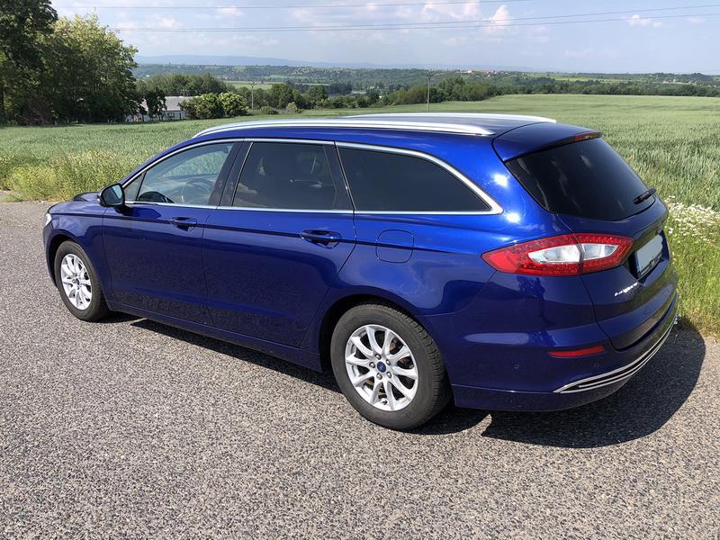 Ford Mondeo V. 2,0 TDCi 110KW Navigace, parkov. as. - foto 3